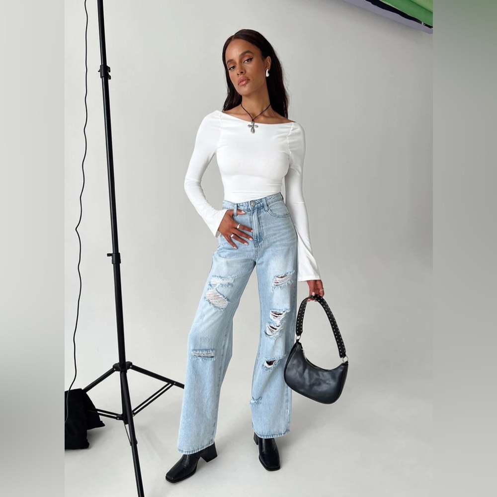 Bliston Boyfriend Jeans Light Wash Denim - Picture 4 of 11